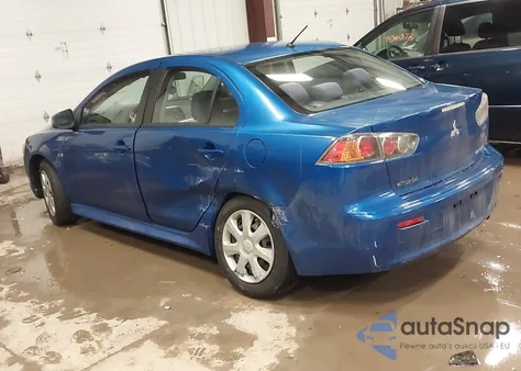 2015 Mitsubishi Lancer Es z USA, uszkodzony, nr VIN JA32U2FU8FU008365